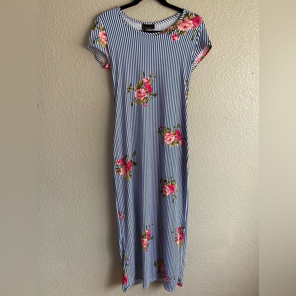 Discreet Blue Stripe Floral Maxi Dress Size S